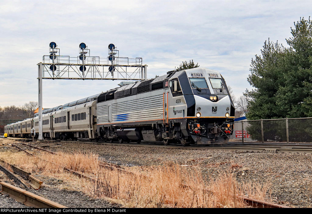 NJT 4029 on train 1869